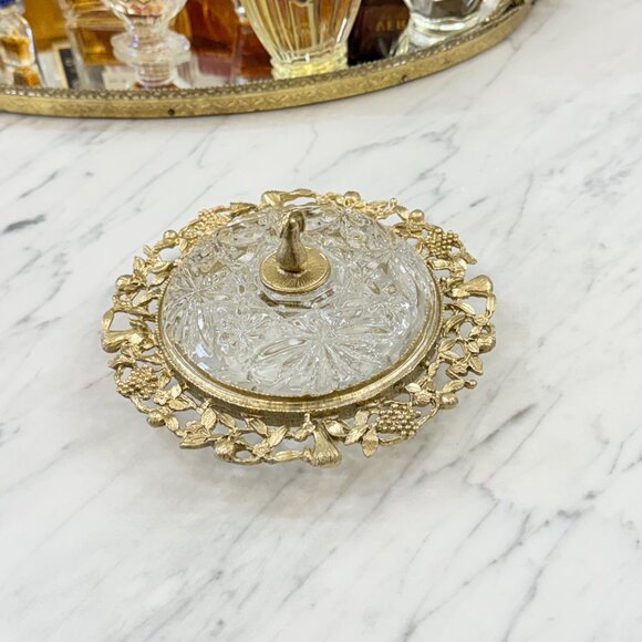 Vintage Hollywood Regency "Celest" Vanity Bowl with Lid - Picture 9 of 17